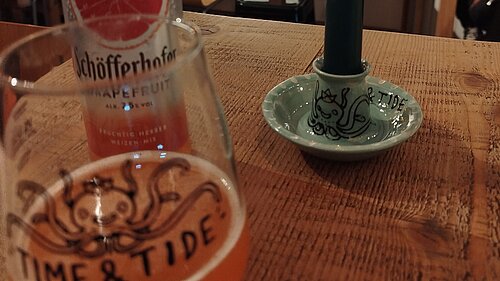 Craft beer in micropub / bar